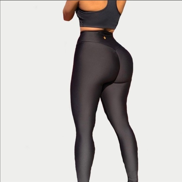 Brand new Obsession leggings size small cranberry color - Picture 4 of 7